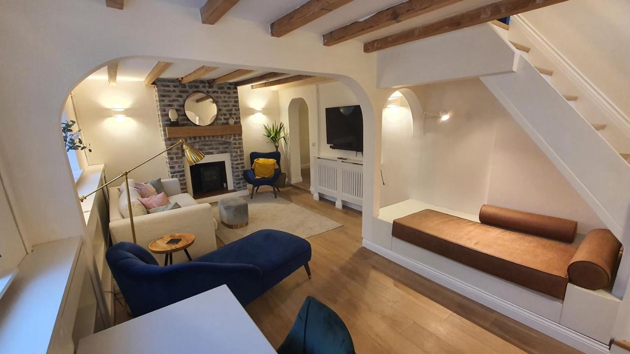Beautiful House And Elevated Garden In Bridgnorthヴィラ エクステリア 写真