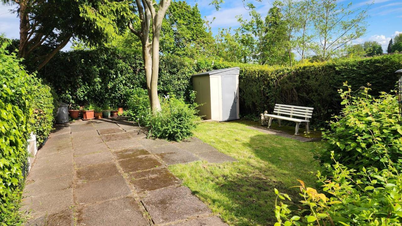 Beautiful House And Elevated Garden In Bridgnorthヴィラ エクステリア 写真